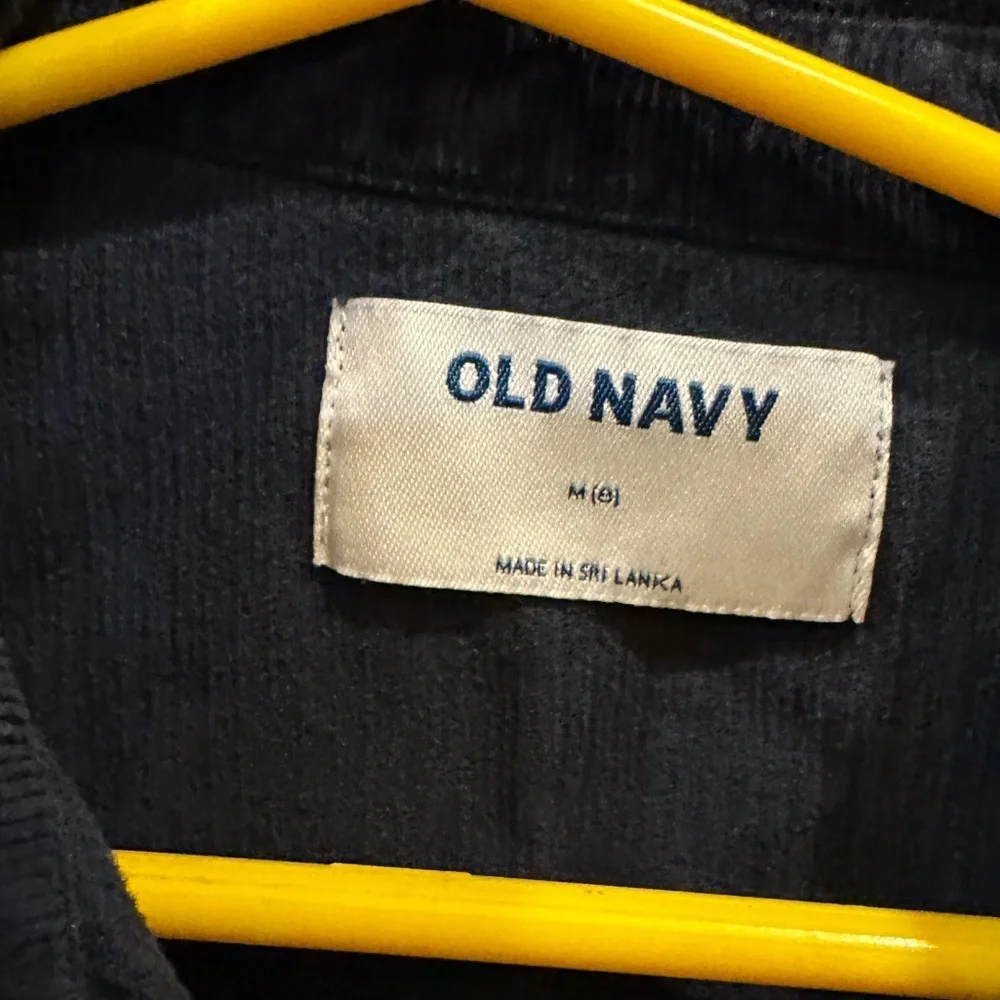 Old Navy Boys corduroy Navy Button Down Shirt size M
